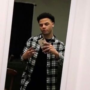 Meet your Posher, Devon